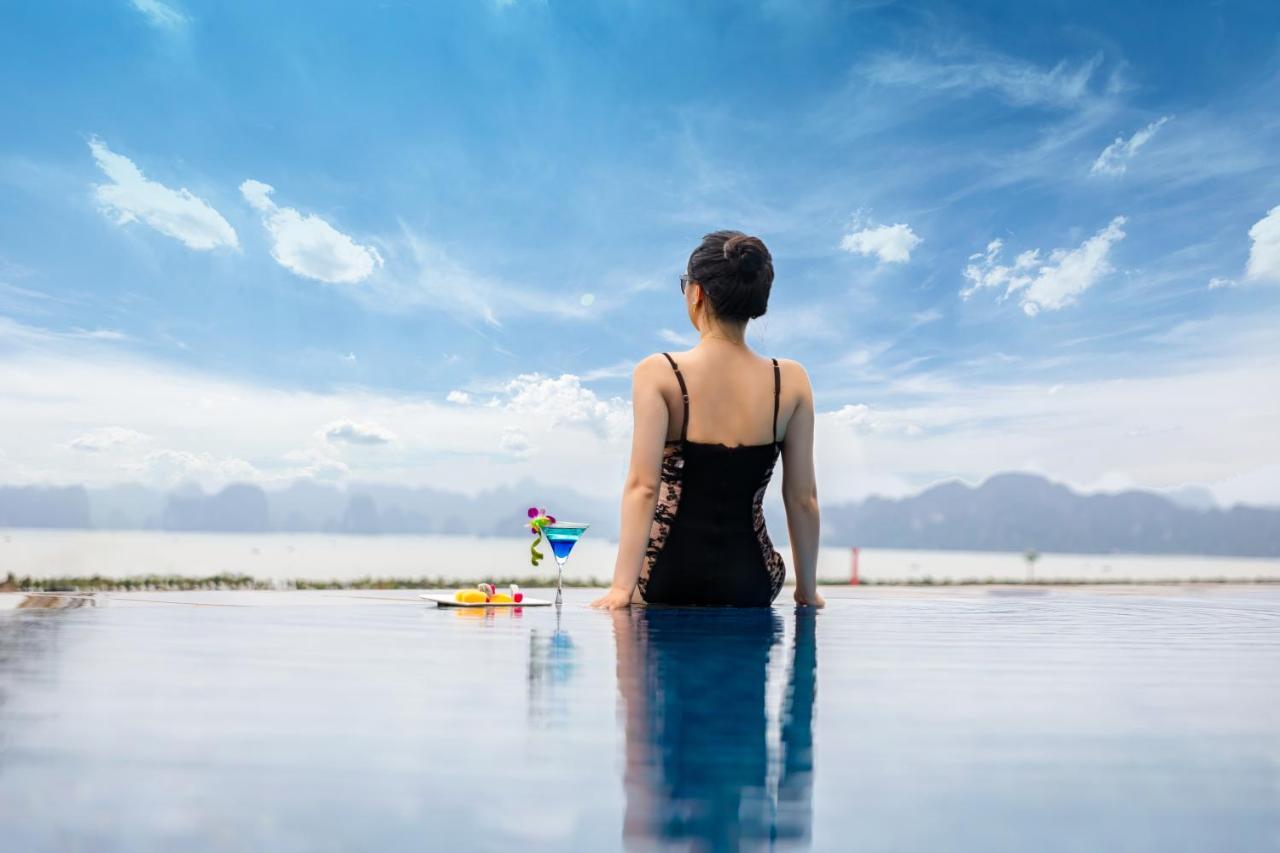 Muong Thanh Luxury Ha Long Centre Hotel Екстер'єр фото
